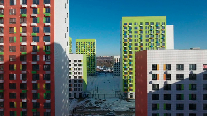 Хуснуллин: ажиотажного спроса на льготную ипотеку не будет. Интервью на "России 24"