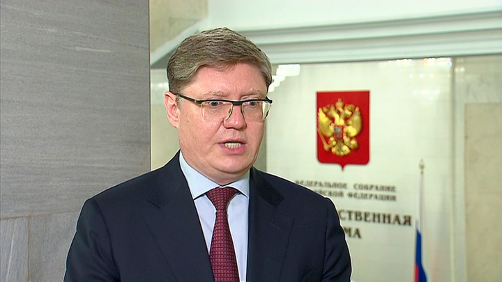 Исаев: "Единая Россия" выполнила программу, с которой шла в Думу в 2016-м. Интервью на "России 24"