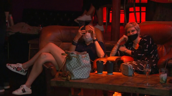 Над московским клубом Gazgolder нависла угроза закрытия. Новости на "России 24"