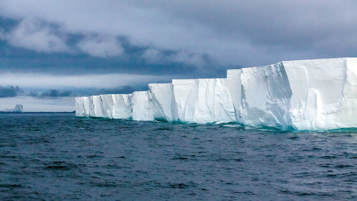 Рекордно высокие температуры одновременно зафиксированы в Арктике и Антарктике
