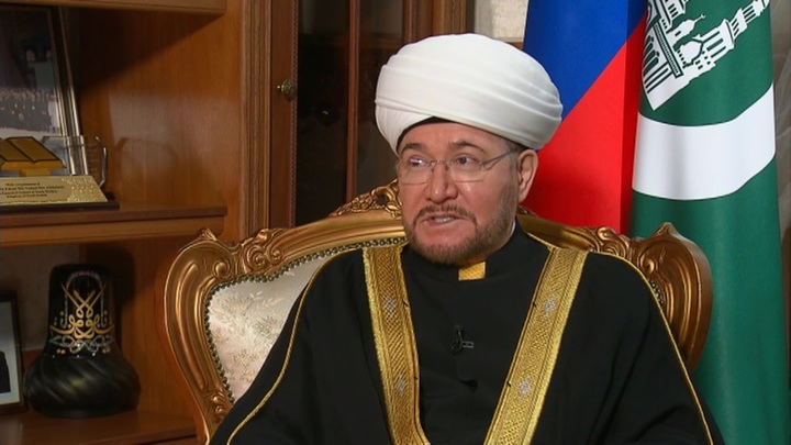 Равиль Гайнутдин: несмотря на пандемию, мы отмечаем Курбан-байрам с праздничным настроением. Интервью на "России 24"