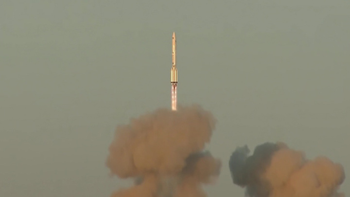 Ракета-носитель "Протон-М" с 20-тонным модулем "Наука" успешно стартовала к МКС. Новости на "России 24"