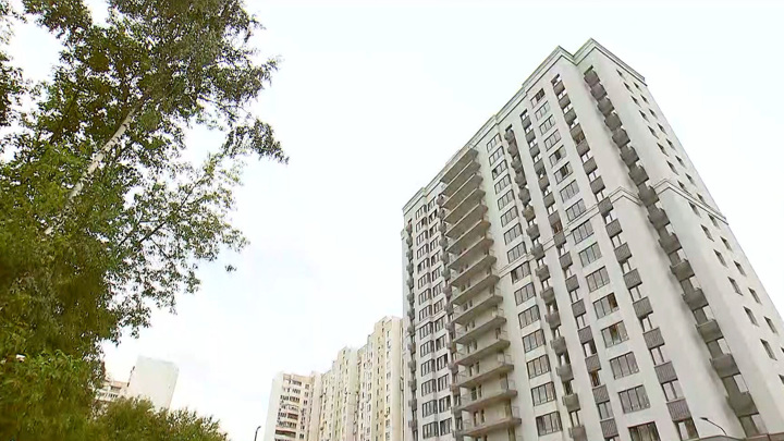 Умные приборы и подземный паркинг: готов еще один дом по программе реновации. Вести-Москва