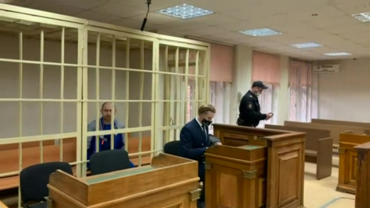 Суд в Москве арестовал на два месяца фигуранта дела по отравлению арбузом