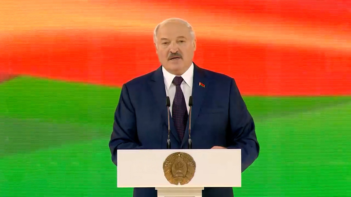 Лукашенко напомнил о принадлежности Вильнюса и Белостока Белоруссии. Видео из Сети