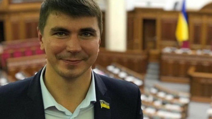 Sluga Naroda Isklyuchila Skorohod I Polyakova Iz Frakcii Ukrainskaya Pravda