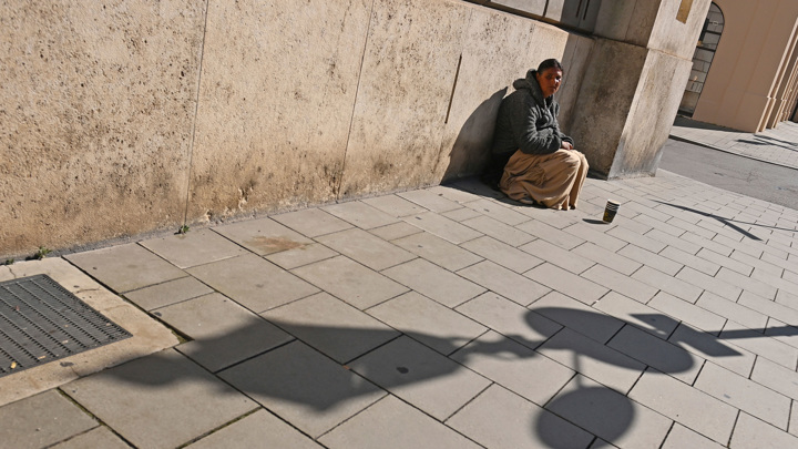 Росстат назвал границы бедности: число малоимущих снизилось быстрее оценок
