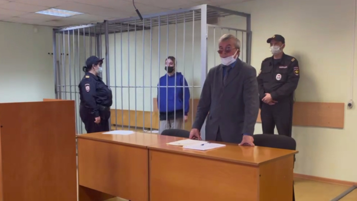 Суд вынес приговор 19-летней москвичке, сбившей насмерть двоих детей