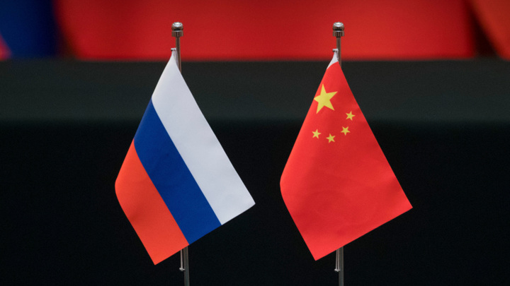 WSJ: компании из Китая сокращают поставки в Россию, чтобы не попасть под санкции