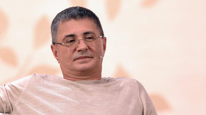 корчевников бросил торт в лицо малахову за что. Смотреть фото корчевников бросил торт в лицо малахову за что. Смотреть картинку корчевников бросил торт в лицо малахову за что. Картинка про корчевников бросил торт в лицо малахову за что. Фото корчевников бросил торт в лицо малахову за что