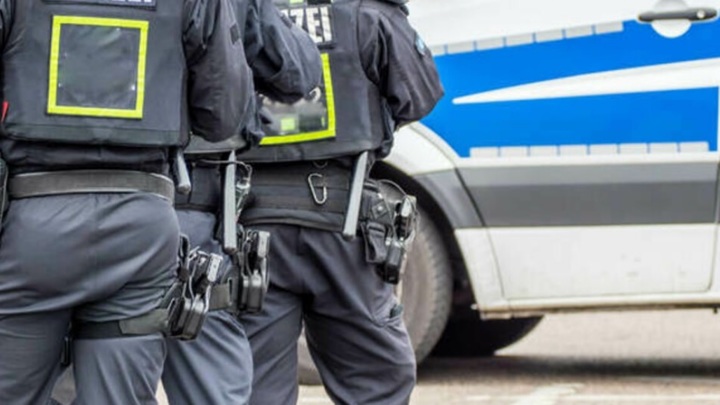 Полиция Гамбурга ищет напавшего на Генконсульство Украины