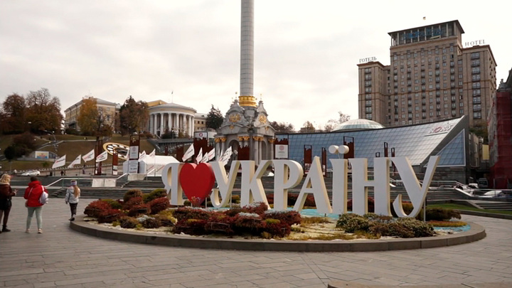 На Украине теряются в догадках, о чем договорились Путин и Байден. Вести в 20:00