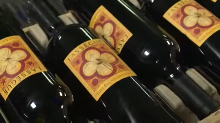 Виноделы во Франции опасаются нехватки стеклянных бутылок из-за роста цен