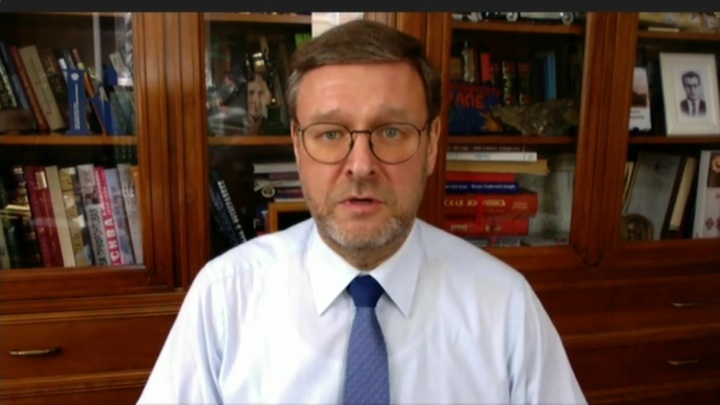 Константин Косачев: среди протестующих появились боевики из Афганистана. Интервью на "России 24"