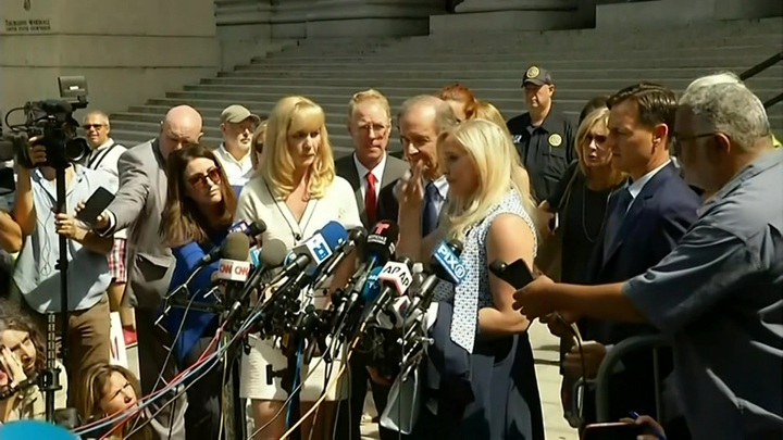 Принц Эндрю предстанет перед судом за изнасилование юной американки. Новости на "России 24"