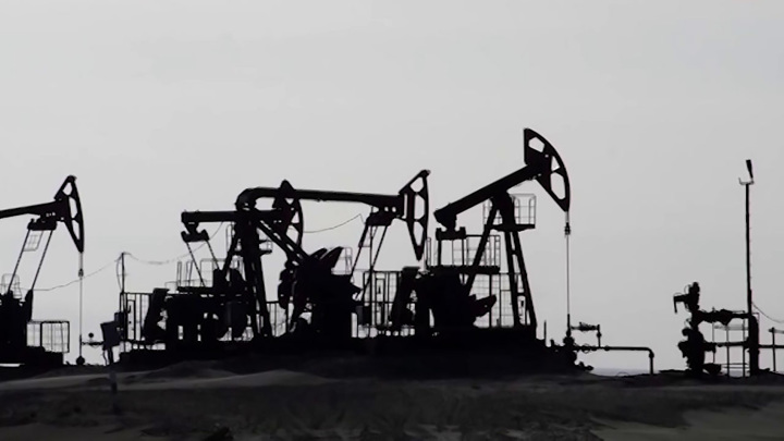 США за неделю увеличили поставки нефти из России на 43%