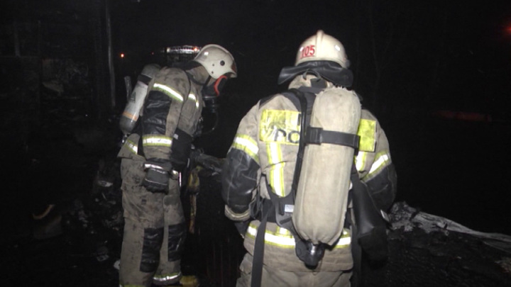 Из-за пожара в многоэтажке Екатеринбурга было эвакуировано 30 человек