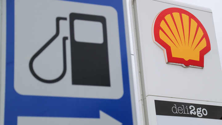 СМИ: Shell продает сеть заправок в России