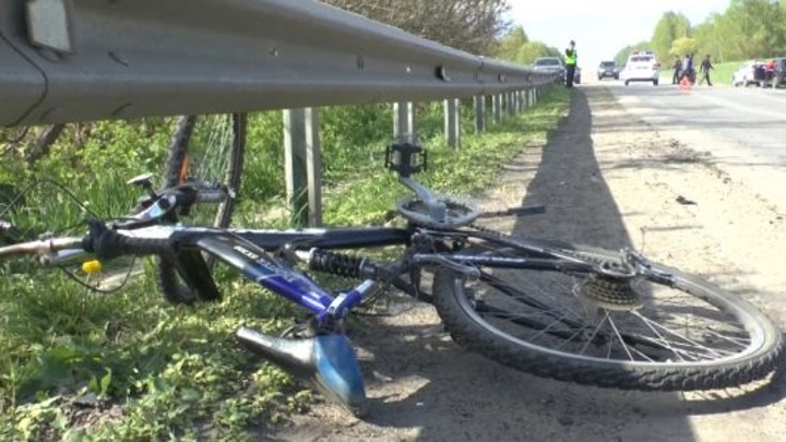В Пензенской области под колесами машины погиб ребенок на велосипеде