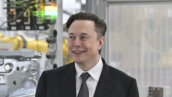 Маск: заводы Tesla – это гигантские печи для денег