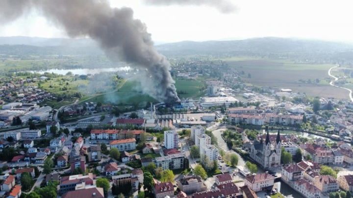 20 человек пострадали при взрыве химзавода в Словении