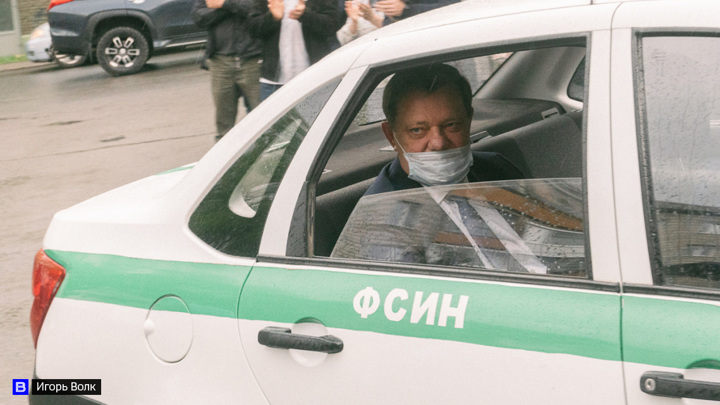 В Томске суд оставил Ивана Кляйна под домашним арестом в больнице