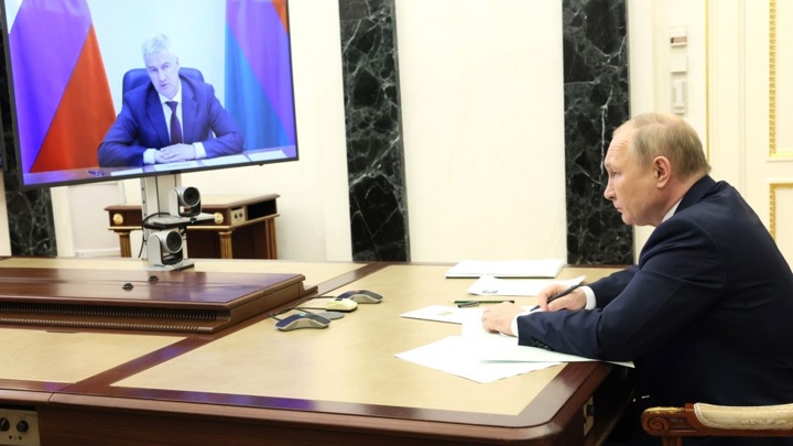 Президент России пожелал Артуру Парфенчикову удачи в предстоящих выборах