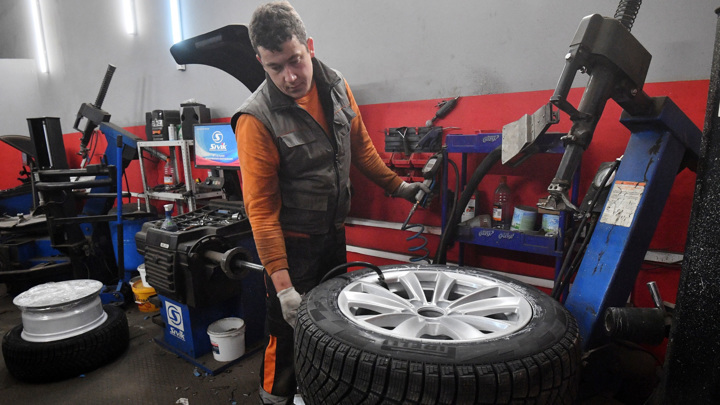 Минпромторг допустил снижение цен на летние шины в России