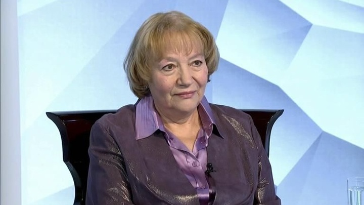 Актриса Елена Санаева отмечает юбилей