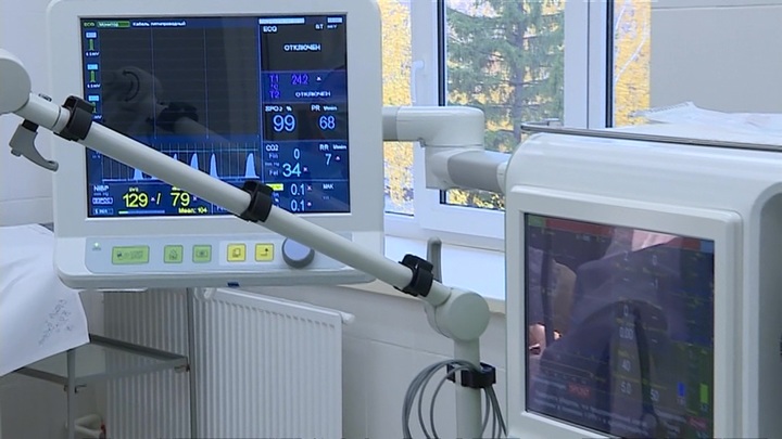 Больницы РФ оснащают высокотехнологичным российским оборудованием