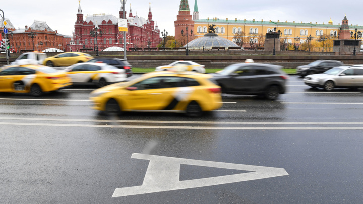 В пяти округах Москвы появятся новые выделенки для автобусов