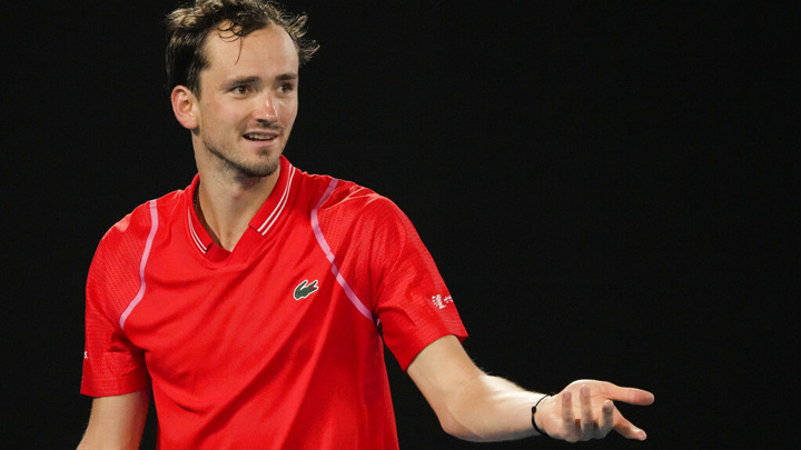 Медведев поднялся на одну строчку в рейтинге ATP