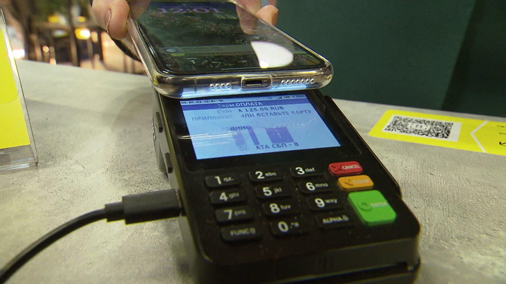 NFC-стикер позволит совершать платежи любым телефоном даже с иностранным ПО