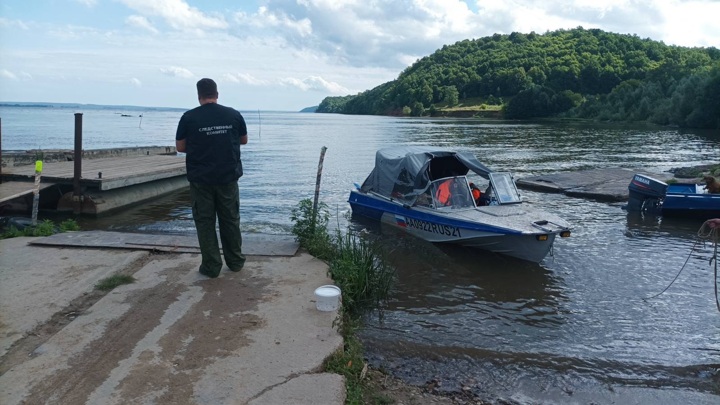 В Чувашии нашли тело мальчика с затонувшего в непогоду катера
