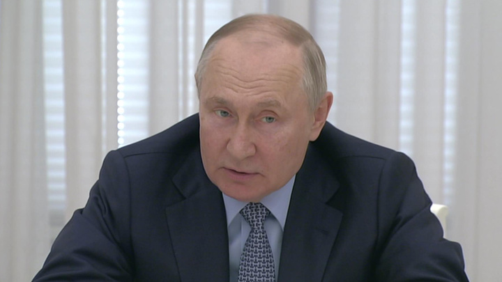 Путин: есть впечатление, что дорогами в новых регионах никто никогда не занимался